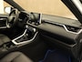 Toyota RAV4 2.5 Hybrid Style -  AFNEEMBARE TREKGEWICHT - TREKGEWICHT 800 KG - 4 SEIZOENENBANDEN - ELEKTRISCHE ACHTERKLEP - ELEKTRISCHE BESTUURDERSSTOEL - VOORSTOELEN VERWARMD - CLIMATE CONTROL - CAMERA - DRAADLOZE TELEFOONLADER - APPLE CARPLAY/ ANDROID AUTO - PARKEERSENSOREN VOOR EN ACHTER - TWO TONE LAK - KEYLESS ENTRY/ START - KIWA ALARMSYSTEEM - ONDERHOUDSHISTORIE AANWEZIG