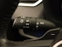 Toyota RAV4 2.5 Hybrid Style -  AFNEEMBARE TREKGEWICHT - TREKGEWICHT 800 KG - 4 SEIZOENENBANDEN - ELEKTRISCHE ACHTERKLEP - ELEKTRISCHE BESTUURDERSSTOEL - VOORSTOELEN VERWARMD - CLIMATE CONTROL - CAMERA - DRAADLOZE TELEFOONLADER - APPLE CARPLAY/ ANDROID AUTO - PARKEERSENSOREN VOOR EN ACHTER - TWO TONE LAK - KEYLESS ENTRY/ START - KIWA ALARMSYSTEEM - ONDERHOUDSHISTORIE AANWEZIG