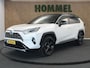 Toyota RAV4 2.5 Hybrid Style -  AFNEEMBARE TREKGEWICHT - TREKGEWICHT 800 KG - 4 SEIZOENENBANDEN - ELEKTRISCHE ACHTERKLEP - ELEKTRISCHE BESTUURDERSSTOEL - VOORSTOELEN VERWARMD - CLIMATE CONTROL - CAMERA - DRAADLOZE TELEFOONLADER - APPLE CARPLAY/ ANDROID AUTO - PARKEERSENSOREN VOOR EN ACHTER - TWO TONE LAK - KEYLESS ENTRY/ START - KIWA ALARMSYSTEEM - ONDERHOUDSHISTORIE AANWEZIG