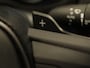 Toyota RAV4 2.5 Hybrid Style -  AFNEEMBARE TREKGEWICHT - TREKGEWICHT 800 KG - 4 SEIZOENENBANDEN - ELEKTRISCHE ACHTERKLEP - ELEKTRISCHE BESTUURDERSSTOEL - VOORSTOELEN VERWARMD - CLIMATE CONTROL - CAMERA - DRAADLOZE TELEFOONLADER - APPLE CARPLAY/ ANDROID AUTO - PARKEERSENSOREN VOOR EN ACHTER - TWO TONE LAK - KEYLESS ENTRY/ START - KIWA ALARMSYSTEEM - ONDERHOUDSHISTORIE AANWEZIG