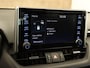 Toyota RAV4 2.5 Hybrid Style -  AFNEEMBARE TREKGEWICHT - TREKGEWICHT 800 KG - 4 SEIZOENENBANDEN - ELEKTRISCHE ACHTERKLEP - ELEKTRISCHE BESTUURDERSSTOEL - VOORSTOELEN VERWARMD - CLIMATE CONTROL - CAMERA - DRAADLOZE TELEFOONLADER - APPLE CARPLAY/ ANDROID AUTO - PARKEERSENSOREN VOOR EN ACHTER - TWO TONE LAK - KEYLESS ENTRY/ START - KIWA ALARMSYSTEEM - ONDERHOUDSHISTORIE AANWEZIG