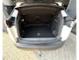 Peugeot 3008 * Style * 130 Pk *** AUTOMAAT *** Tip van de Chef ! * Navigatie * Trekhaak * Stoelverwarming * 17" Lichtmetalen Velgen * Vierseizoenenbanden * Achteruitrij Camera * Adaptive Cruise Control * Led Koplampen * Start Button * Vingerhoets; Vierde Generatie Eersteklas Service. Al meer dan 100 jaar een begrip in de Brabantse Kempen