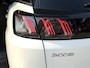 Peugeot 3008 * Style * 130 Pk *** AUTOMAAT *** Tip van de Chef ! * Navigatie * Trekhaak * Stoelverwarming * 17" Lichtmetalen Velgen * Vierseizoenenbanden * Achteruitrij Camera * Adaptive Cruise Control * Led Koplampen * Start Button * Vingerhoets; Vierde Generatie Eersteklas Service. Al meer dan 100 jaar een begrip in de Brabantse Kempen
