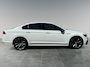 Volkswagen Passat 1.5 150pk TSI Elegance Business R Vooruit verwarmbaar | Velgen 'Liverpool' 18 inch lichtmetaal | Achteruitrijcamera (Rear View)