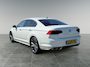 Volkswagen Passat 1.5 150pk TSI Elegance Business R Vooruit verwarmbaar | Velgen 'Liverpool' 18 inch lichtmetaal | Achteruitrijcamera (Rear View)