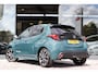 Toyota Yaris 1.5 Hybrid 115 Dynamic, Comfort Pack, € 1000 Demo Voordeel! BSM, Apple Carplay / Android Auto.
