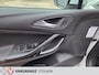 Opel Astra 1.0 Turbo Selection, Luxe uitvoering, Dealer onderhouden, AUR Camera, keyless entry sleutel, Multimedia audio systeem.