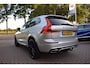 Volvo XC60 2.0 T8 Twin Engine AWD R-DESIGN AUTOM/PANO DAK/ADAP CRUISE/NAVI/AIRCO-ECC/TREKH/PDC V+A/KEYLESS/CARPLAY/CAMERA 360
