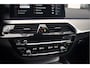 BMW 5-Serie Touring 518d High Executive Edition | M-Sport | 20 inch | Panorama | Individual Dakota Leder