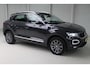Volkswagen T-Roc 1.5 TSI DSG Sport | Navigatie | Airco | PDC + Camera | Stoelverw.