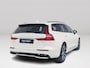Volvo V60 T8 Plug-in hybrid AWD Plus Dark | Panoramadak | 360° camera | Head-up display | Harman Kardon | Stoel- en stuurverwarming | Trekhaak