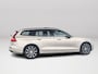 Volvo V60 T8 Plug-in hybrid AWD Plus Dark | Panoramadak | 360° camera | Head-up display | Harman Kardon | Stoel- en stuurverwarming | Trekhaak