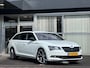 Skoda Superb Combi 2.0 TSI 4x4 Style ACC/ DCC / LANE / SFEER / CARPLAY