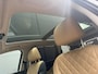 Hyundai Santa Fe 1.6 T-GDI PHEV Premium Sky 7p. / Dealer Onderhouden / Trekhaak / 1350KG Trekgewicht /  Elektrische Stoelen met Geheugen / Schuif Kantel Dak / Keyless / Elektrische Achterklep
