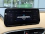 Hyundai Santa Fe 1.6 T-GDI PHEV Premium Sky 7p. / Dealer Onderhouden / Trekhaak / 1350KG Trekgewicht /  Elektrische Stoelen met Geheugen / Schuif Kantel Dak / Keyless / Elektrische Achterklep
