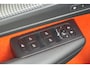 Volvo XC40 2.0 T5 AWD R-Design Intro Edition 248pk Navigatie/Trekhaak/HarmanKardon