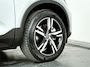 Volvo XC40 B4 Plus Dark | Parkeercamera | Harman Kardon | Stoel- en stuurverwarming | Trekhaak