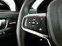 Volvo XC40 B4 Plus Dark | Parkeercamera | Harman Kardon | Stoel- en stuurverwarming | Trekhaak