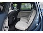 Volvo EX90 Single Motor Plus 7p. 104 kWh | Geventileerde voorstoelen | Bose Premium Sound systeem | Head Up Display | 360 graden Camera | Air Purification | Elektrisch verstelbaar stuurwiel | Stoel-/Stuurwielverwarming | 21 inch Lichtmetalen velgen | All Season Banden | Extra Getint Glas |