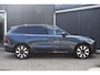 Volvo EX90 Single Motor Plus 7p. 104 kWh | Geventileerde voorstoelen | Bose Premium Sound systeem | Head Up Display | 360 graden Camera | Air Purification | Elektrisch verstelbaar stuurwiel | Stoel-/Stuurwielverwarming | 21 inch Lichtmetalen velgen | All Season Banden | Extra Getint Glas |