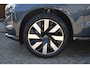Volvo EX90 Single Motor Plus 7p. 104 kWh | Geventileerde voorstoelen | Bose Premium Sound systeem | Head Up Display | 360 graden Camera | Air Purification | Elektrisch verstelbaar stuurwiel | Stoel-/Stuurwielverwarming | 21 inch Lichtmetalen velgen | All Season Banden | Extra Getint Glas |