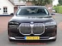 BMW i7 eDrive 106 kWh !! EX BTW 56.100 !! SOH 94% / HEAD-UP / SOFT-CLOSE / ACTIVE-STEERING / 360*