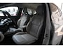 Renault Captur TCe 140 EDC Initiale Paris | STUUR/STOELVERWARMING | 360 CAMERA | ADAP. CRUISE CONTROL | LEDER | BOSE | CLIMATE CONTROL | PDC | LMV
