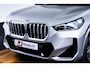 BMW X1 xDrive25e M Sport - Sportstoelen - Elektrisch verwarmde voorstoelen - Comfort Access - Grootlichtassistent - Automatisch dimmende binnenspiegel - M Sportstuurwiel - M Hemelbekleding in Anthrazit uitgevoerd -