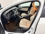 Volvo V60 2.4 D5 Twin Engine Special Edition / SCHUIFKANTELDAK / AUTOMAAT / DEALER OONDERHOUDEN