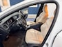 Volvo V60 2.4 D5 Twin Engine Special Edition / SCHUIFKANTELDAK / AUTOMAAT / DEALER OONDERHOUDEN