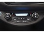 Toyota Yaris 1.5 HYBRID Bi-Tone [Climate Navi Cruise]