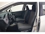 Toyota Yaris 1.5 HYBRID Bi-Tone [Climate Navi Cruise]