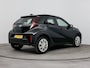 Toyota Aygo X 1.0 VVT-i MT Play | All seasonbanden | Camera | Carplay | Cruise | in hoogte verstelbare bestuurders stoel |
