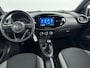 Toyota Aygo X 1.0 VVT-i MT Play | All seasonbanden | Camera | Carplay | Cruise | in hoogte verstelbare bestuurders stoel |