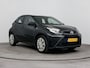 Toyota Aygo X 1.0 VVT-i MT Play | All seasonbanden | Camera | Carplay | Cruise | in hoogte verstelbare bestuurders stoel |
