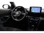 Toyota Yaris Cross 1.5 Hybrid AWD Adventure | Treeplanken | Dodehoek detectie | Head-up display | Apple Carplay / Android Auto | Parkeersensoren voor/achter | Stoelverwarming | 18 inch