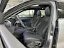 Volkswagen T-Roc 1.5 eTsi R-Line First Edition | H&K | Trekhaak | Pano | Black-style | Licht-pakket (IQ.Light)