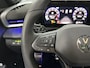 Volkswagen T-Roc 1.5 eTsi R-Line First Edition | H&K | Trekhaak | Pano | Black-style | Licht-pakket (IQ.Light)