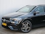 Mercedes-Benz GLA 180 AMG Line 136 Pk Automaat Navi / DAB / Pano-dak / Camera / Trekhaak