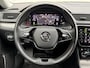 Skoda Superb Combi 1.4 TSI iV Business Edition Plus / EAER 61 km / 99% SOH Accu / Dealer Onderhouden / 1.600 kg elektrische trekhaak / Virtual Cockpit / Leder / Navigatie / Parkeerassistent / Stoel- en achterbankverwarming / Adaptieve CC / Apple Carplay Android / 17" LM wielen /