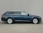 Skoda Superb Combi 1.4 TSI iV Business Edition Plus / EAER 61 km / 99% SOH Accu / Dealer Onderhouden / 1.600 kg elektrische trekhaak / Virtual Cockpit / Leder / Navigatie / Parkeerassistent / Stoel- en achterbankverwarming / Adaptieve CC / Apple Carplay Android / 17" LM wielen /