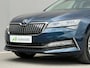 Skoda Superb Combi 1.4 TSI iV Business Edition Plus / EAER 61 km / 99% SOH Accu / Dealer Onderhouden / 1.600 kg elektrische trekhaak / Virtual Cockpit / Leder / Navigatie / Parkeerassistent / Stoel- en achterbankverwarming / Adaptieve CC / Apple Carplay Android / 17" LM wielen /