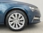 Skoda Superb Combi 1.4 TSI iV Business Edition Plus / EAER 61 km / 99% SOH Accu / Dealer Onderhouden / 1.600 kg elektrische trekhaak / Virtual Cockpit / Leder / Navigatie / Parkeerassistent / Stoel- en achterbankverwarming / Adaptieve CC / Apple Carplay Android / 17" LM wielen /