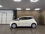 Toyota Aygo 1.0 VVT-i x-play * Navigatie / Camera / Airco / 5 Deurs / NL Auto *