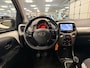 Toyota Aygo 1.0 VVT-i x-play * Navigatie / Camera / Airco / 5 Deurs / NL Auto *