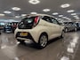 Toyota Aygo 1.0 VVT-i x-play * Navigatie / Camera / Airco / 5 Deurs / NL Auto *
