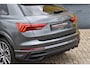 Audi Q3 45 TFSI e S-Line 245 Pk SOH 88% Leder/Stof Navi Camera Sfeerverlichting Keyless 20 Inch