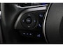 Toyota RAV4 2.5 Hybrid Bi-Tone | Trekhaak | Apple Carplay / Android Auto | Stoel-/stuurverwarming | Verwarmbare voorruit | Leder | LED | Parkeersensoren voor/achter | Camera | Keyless | Adaptive Cruise | Clima | 18 inch
