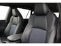 Toyota RAV4 2.5 Hybrid Bi-Tone | Trekhaak | Apple Carplay / Android Auto | Stoel-/stuurverwarming | Verwarmbare voorruit | Leder | LED | Parkeersensoren voor/achter | Camera | Keyless | Adaptive Cruise | Clima | 18 inch