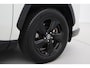 Toyota RAV4 2.5 Hybrid Bi-Tone | Trekhaak | Apple Carplay / Android Auto | Stoel-/stuurverwarming | Verwarmbare voorruit | Leder | LED | Parkeersensoren voor/achter | Camera | Keyless | Adaptive Cruise | Clima | 18 inch